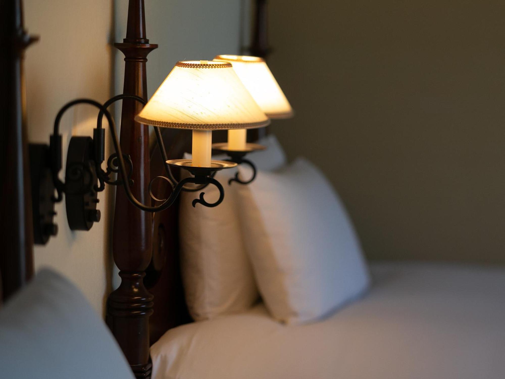 Hotel Nikko Alivila Yomitan Exterior photo A wall light